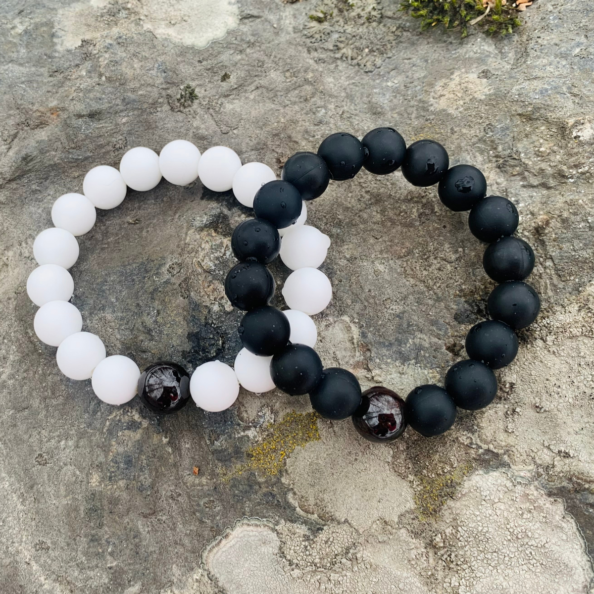 Garnet Bracelet®